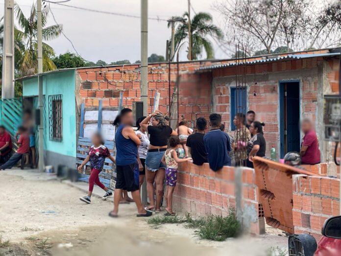 Execução Brutal: Homem Morto a Tiros em Casa