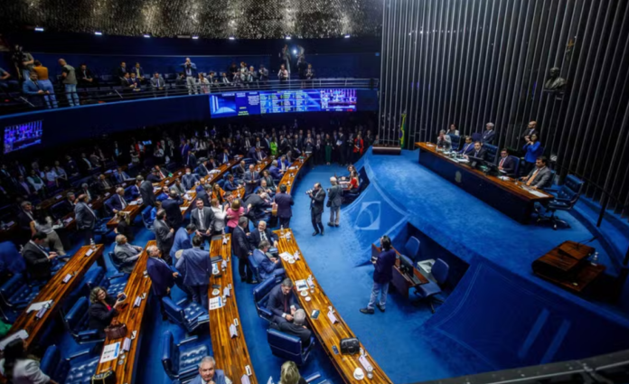Senado Aprova PEC das Drogas