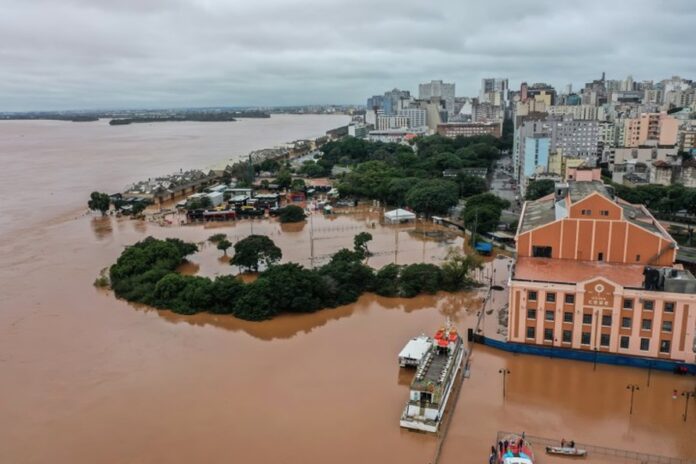 Devastação pelos Temporais
