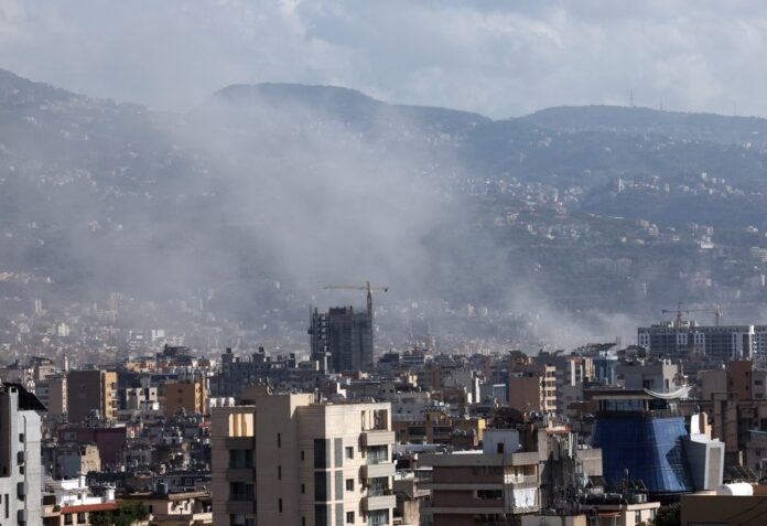 Israel bombardeia Beirute e Hezbollah responde com 150 foguetes