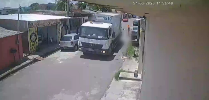 Criança morre atropelada em Manaus