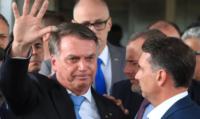 Bolsonaro réu: reações políticas intensas