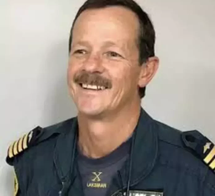 Piloto morre em show aéreo na África