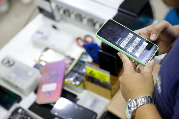 Prisão em Manaus por venda de celular roubado