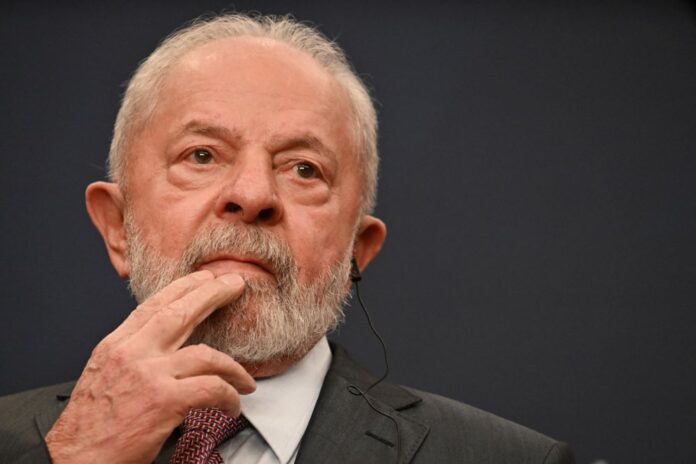 Lula critica EUA por vistos