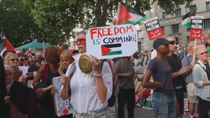 Protesto em Londres cobra ação por Gaza