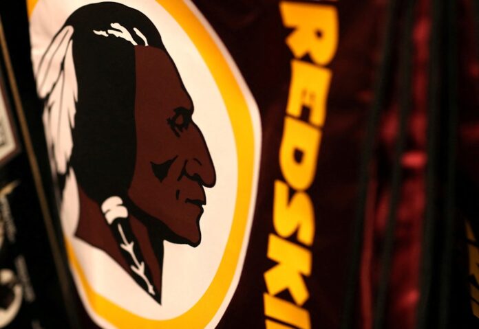 Trump ameaça NFL por nome “Redskins”