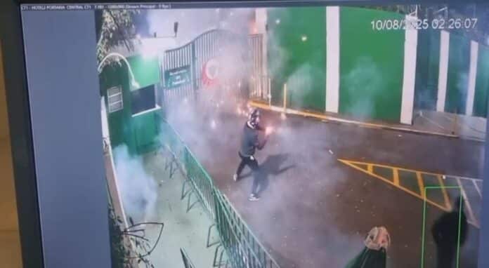 Ataque com bombas no Palmeiras