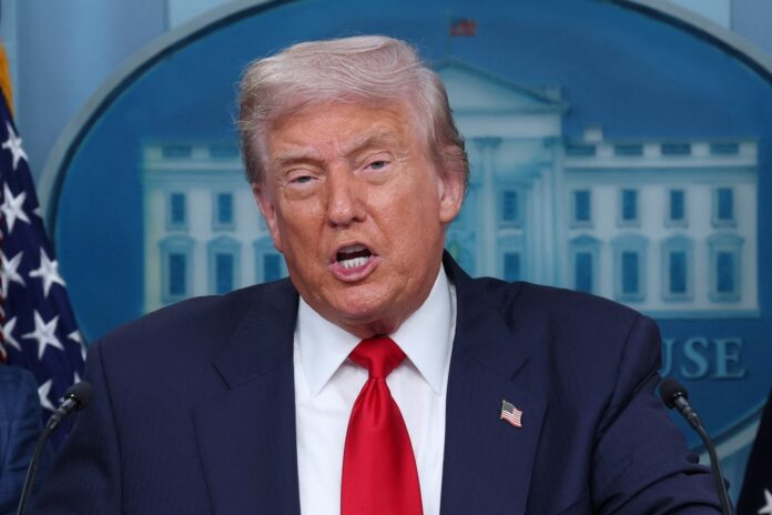 Trump federaliza polícia de D.C