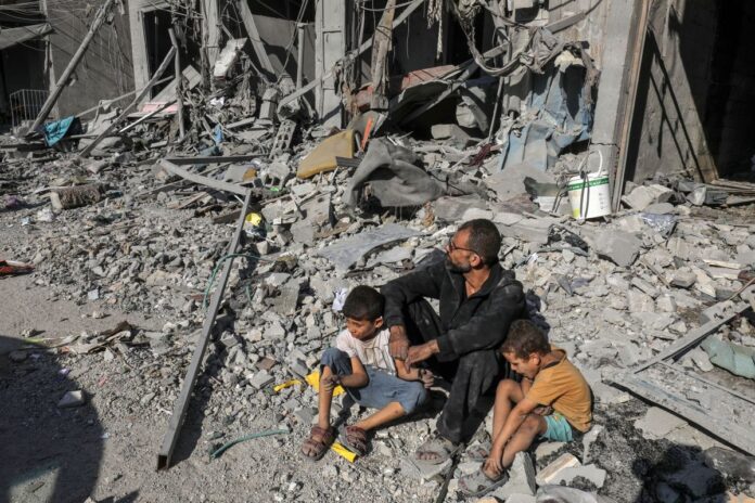 Israel demole casas após ataque