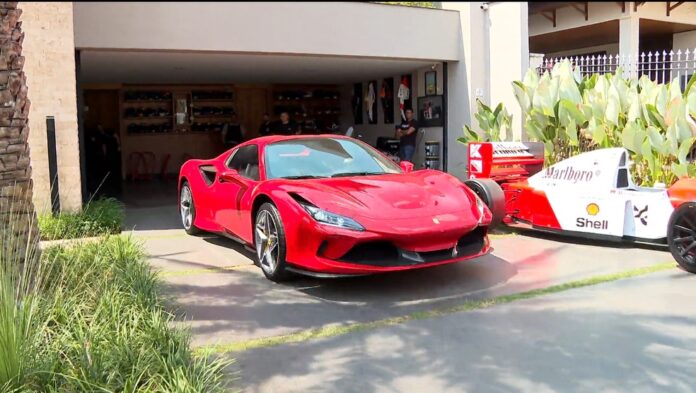 Empresário esconde carros de luxo da PF