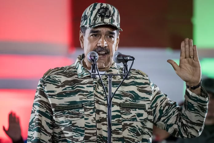 Maduro convoca Venezuela à luta armada