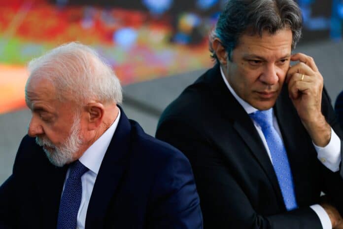 Câmara adia votação da MP do IOF