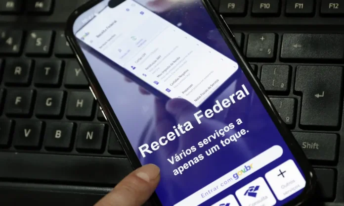 Receita Federal libera consulta ao segundo lote da restituição do Imposto de Renda 2026.