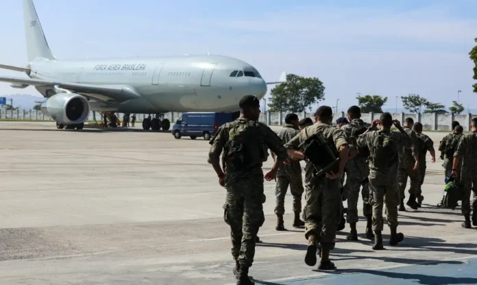 Missão humanitária brasileira envia militares e remédios à Venezuela