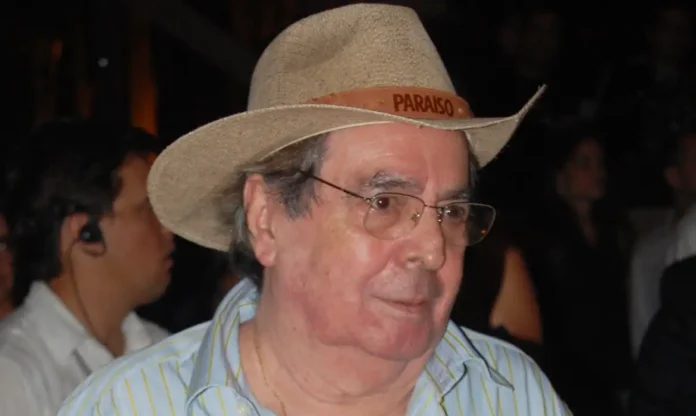 Retrato do dramaturgo Benedito Ruy Barbosa, autor de novelas como Pantanal, Renascer e O Rei do Gado, que morreu aos 95 anos em São Paulo.