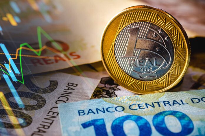 Banco Central reduz a Selic para 13,75% ao ano na quinta queda consecutiva dos juros básicos.