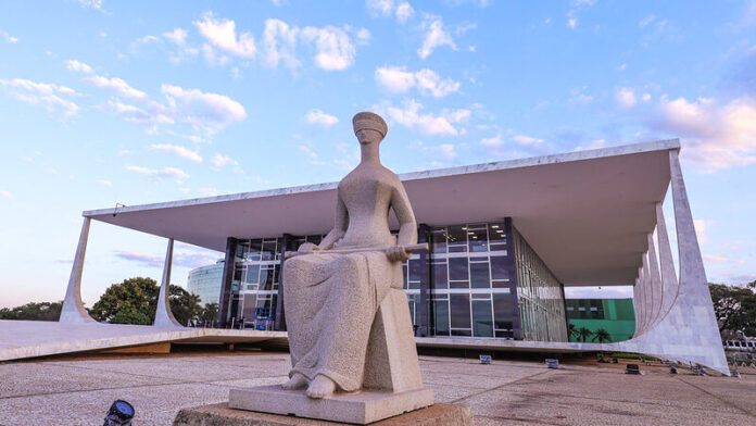 Sessão do STF sobre Moraes e Vorcaro terá rito definido, transmissão ao vivo e início às 10h.