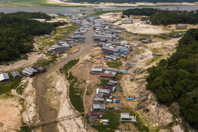 Estiagem no Amazonas afeta comunidades e mobiliza ações de atendimento às famílias.
